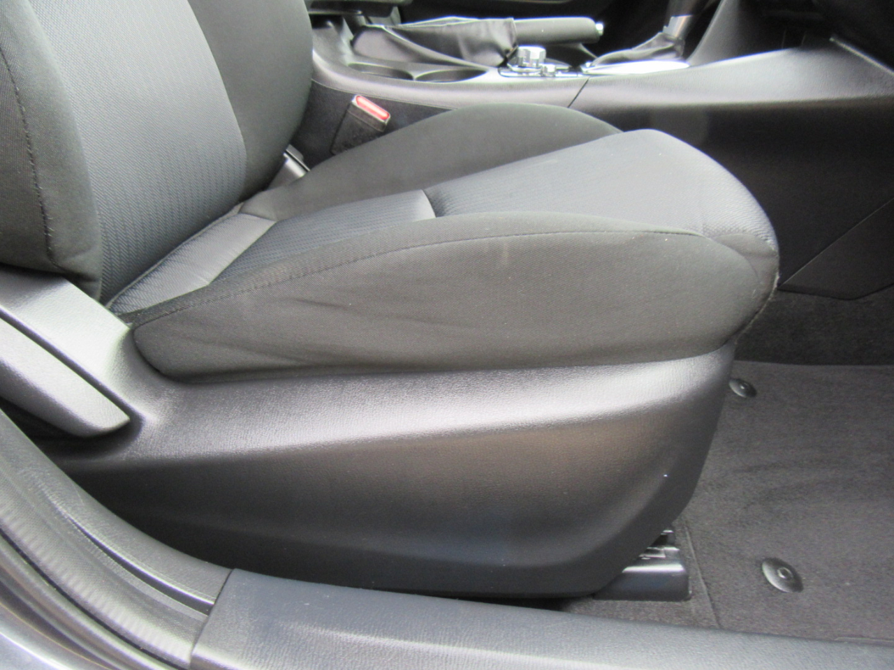Mazda MAZDA3 i Sport 2015 Mazda MAZDA3 i Sport 2015