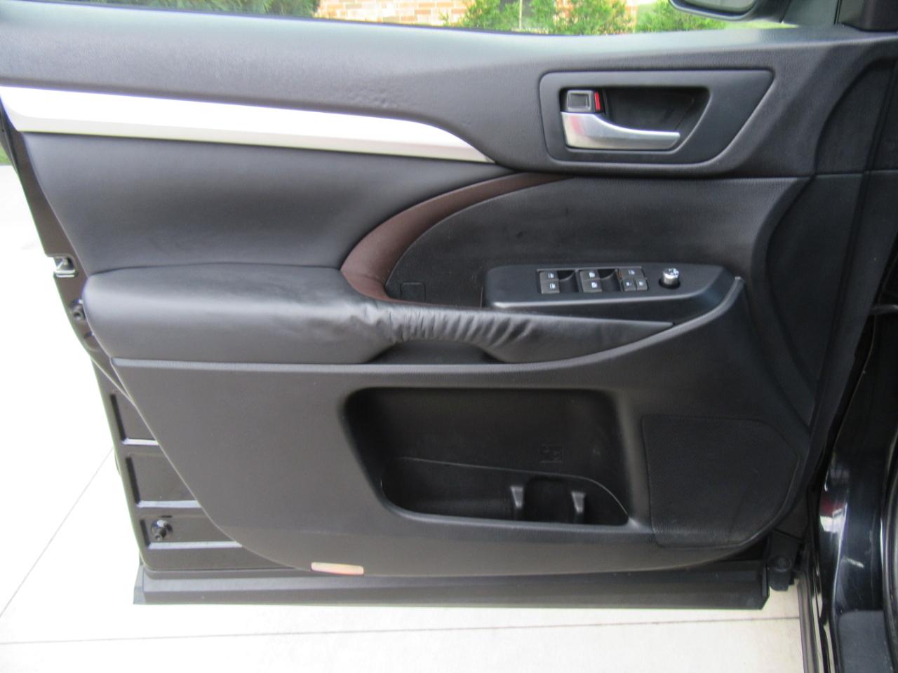 Toyota Highlander  2015