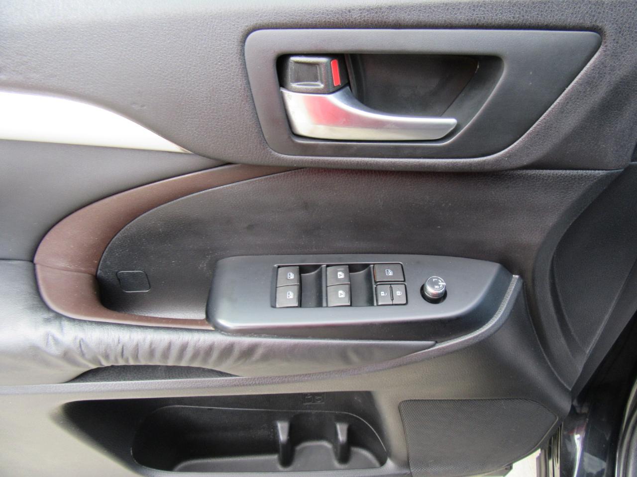 Toyota Highlander  2015
