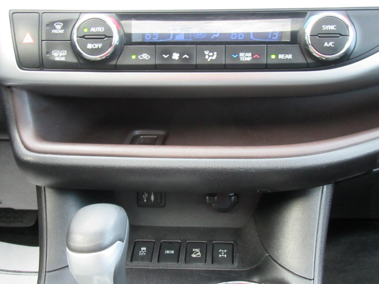 Toyota Highlander  2015