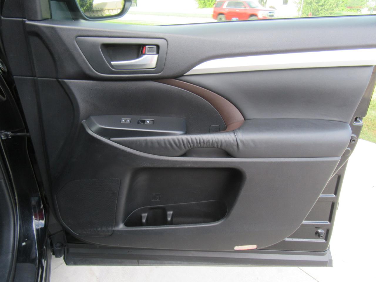 Toyota Highlander  2015