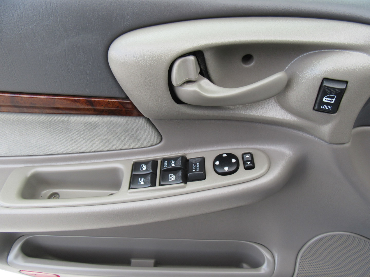 Chevrolet Impala LS 2004 Chevrolet Impala LS 2004