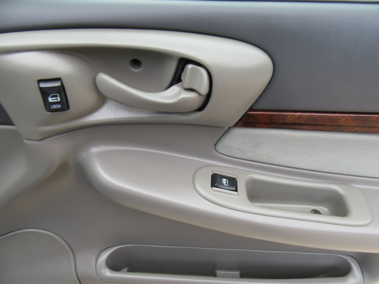 Chevrolet Impala LS 2004 Chevrolet Impala LS 2004