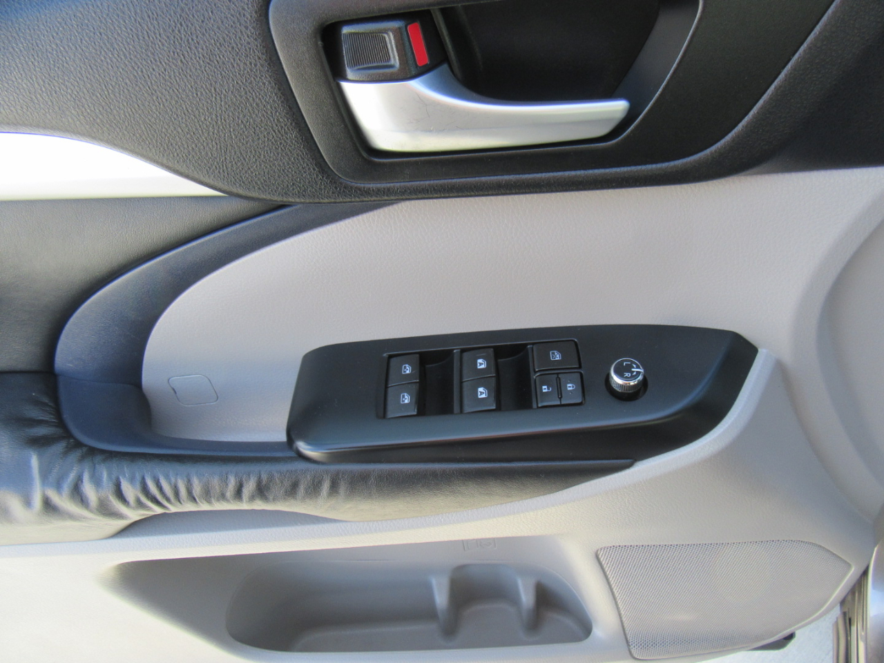 Toyota Highlander XLE 2015