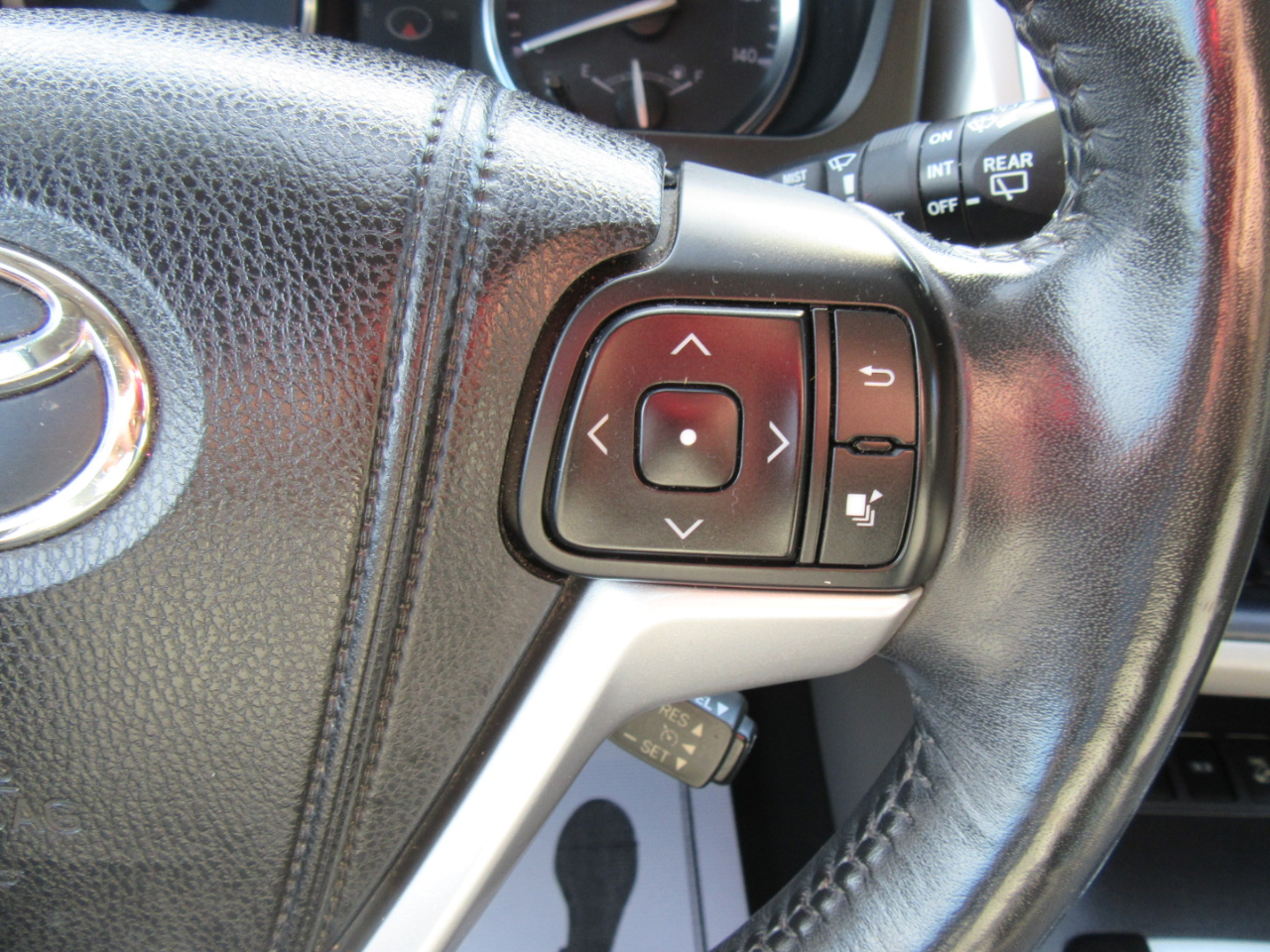 Toyota Highlander XLE 2015