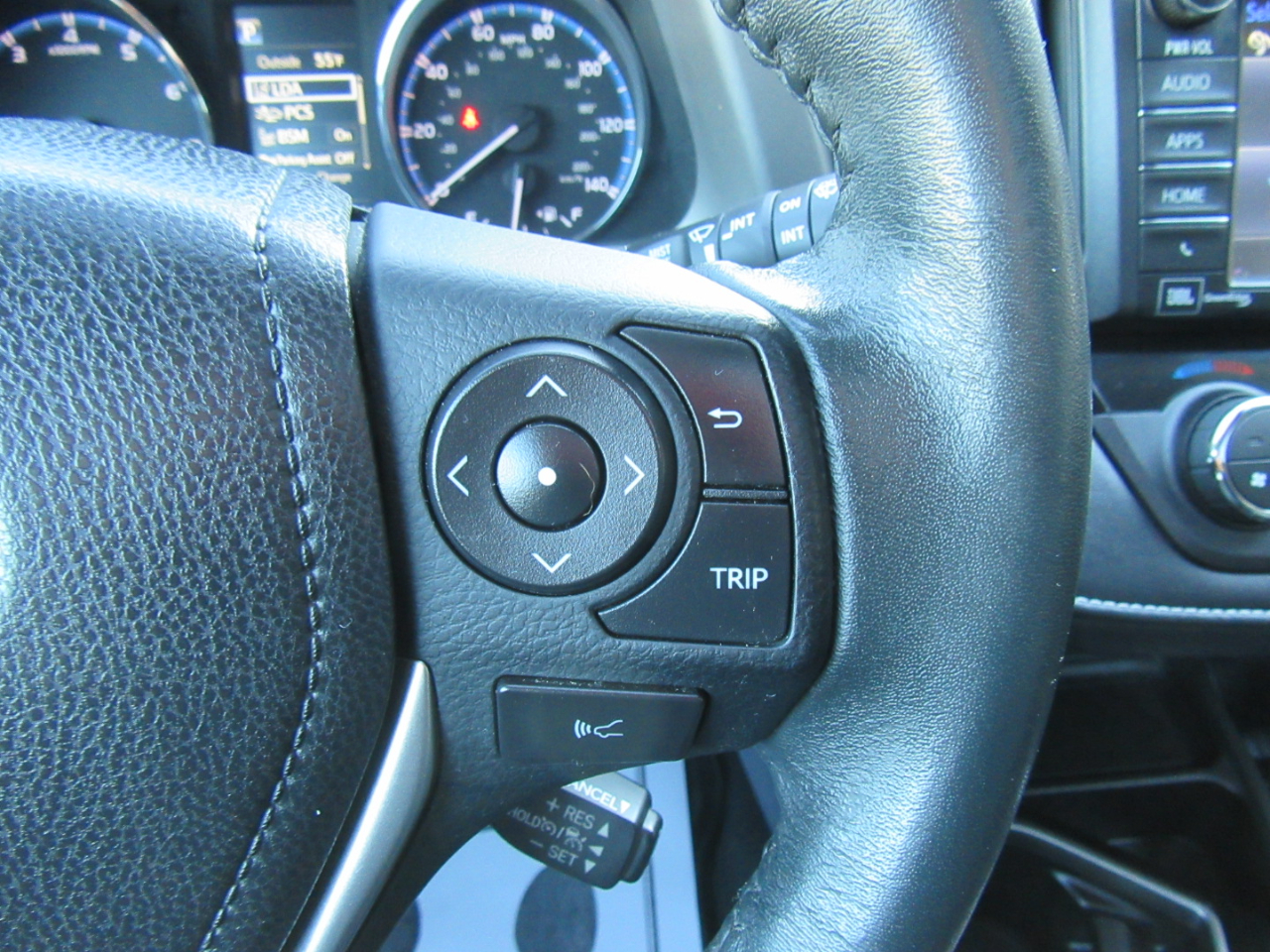 Toyota RAV4 Limited AWD 2017