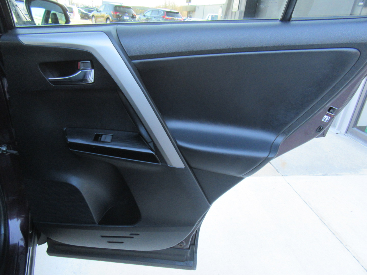 Toyota RAV4 Limited AWD 2017