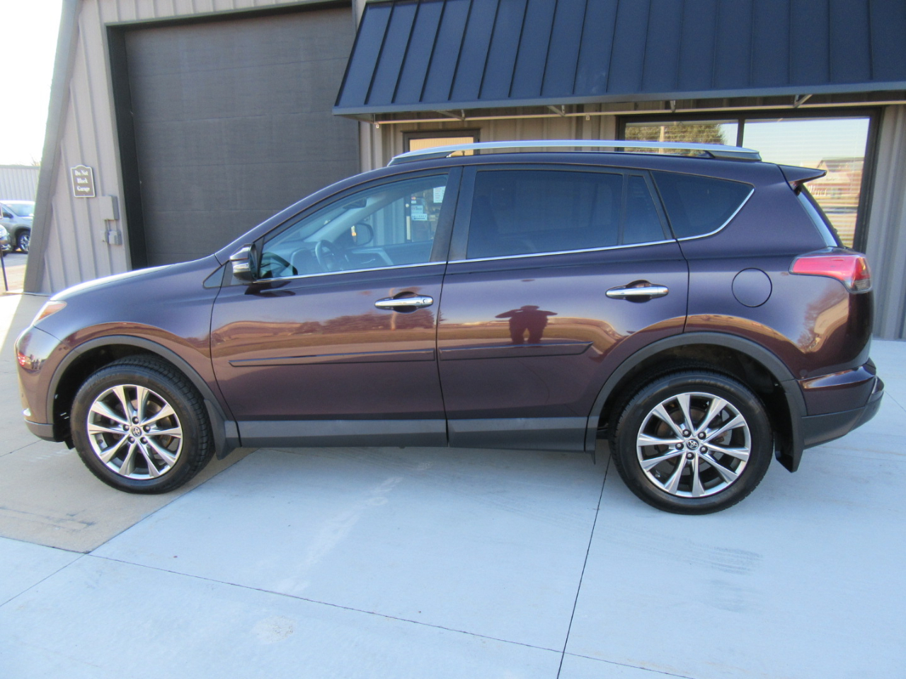 Toyota RAV4 Limited AWD 2017