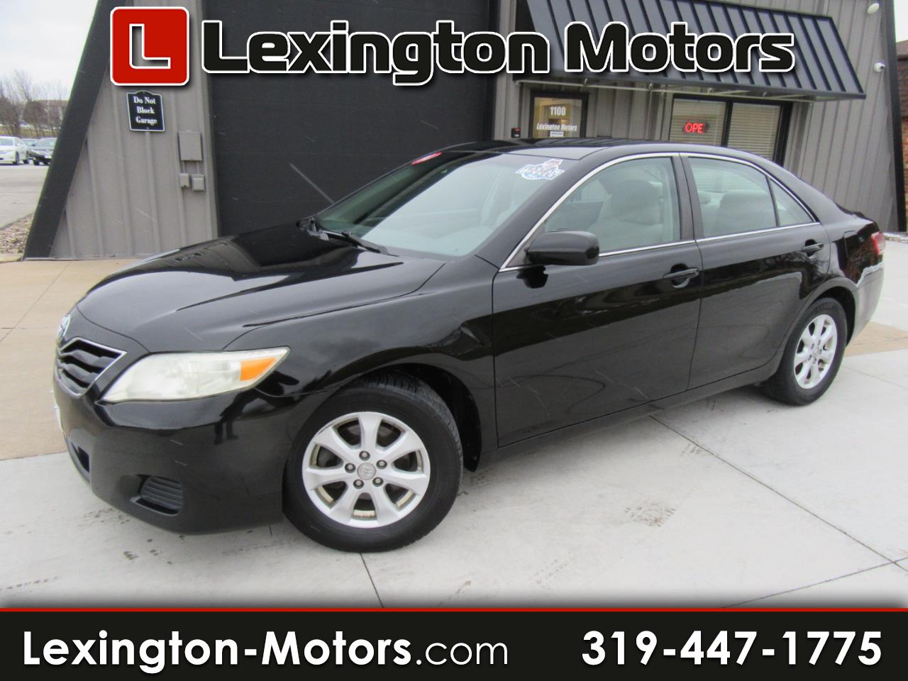 Toyota Camry LE 2011