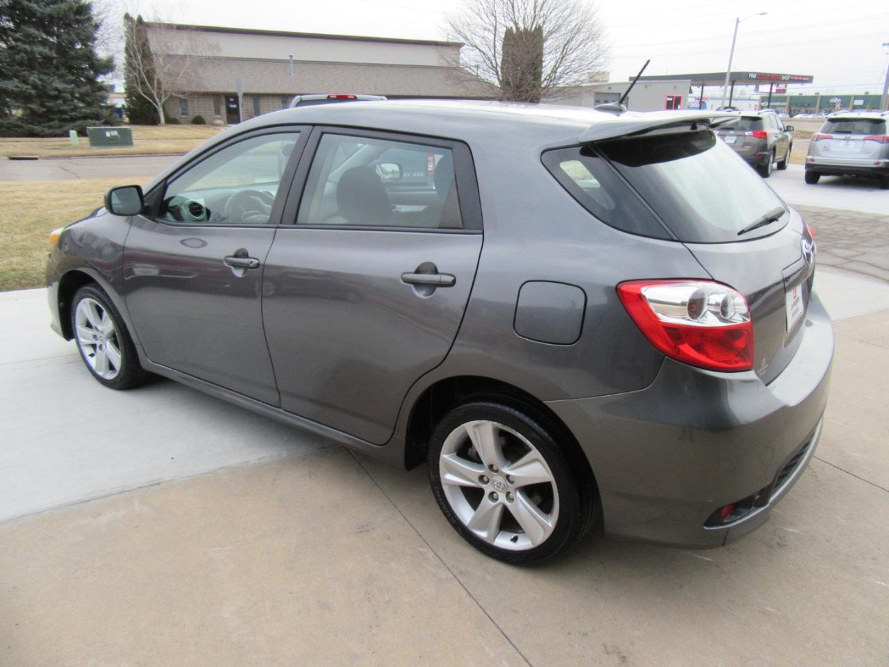 Toyota Matrix  2013