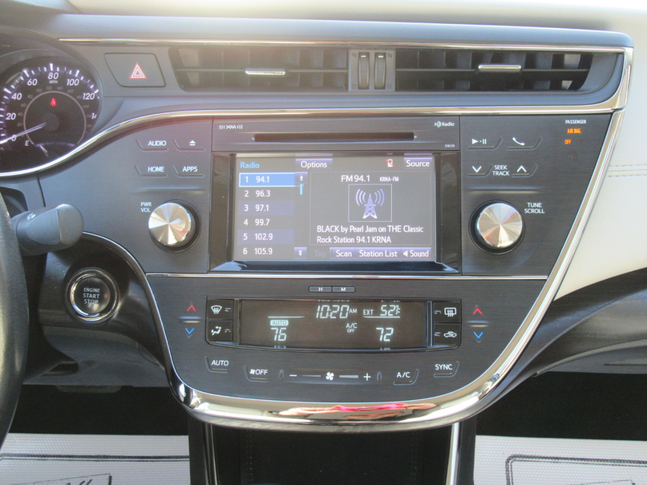 Toyota Avalon XLE 2016