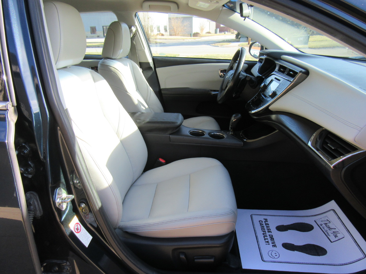 Toyota Avalon XLE 2016