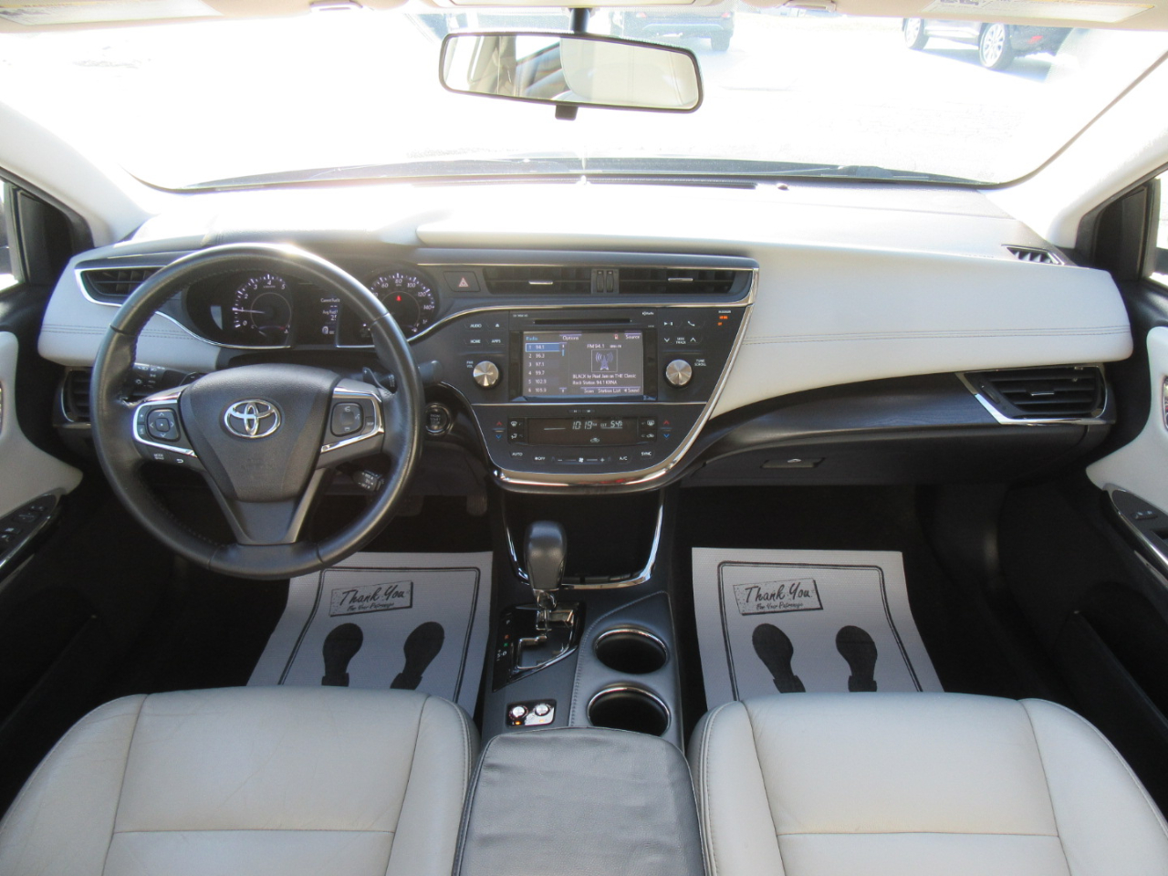 Toyota Avalon XLE 2016