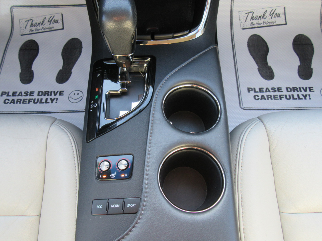 Toyota Avalon XLE 2016