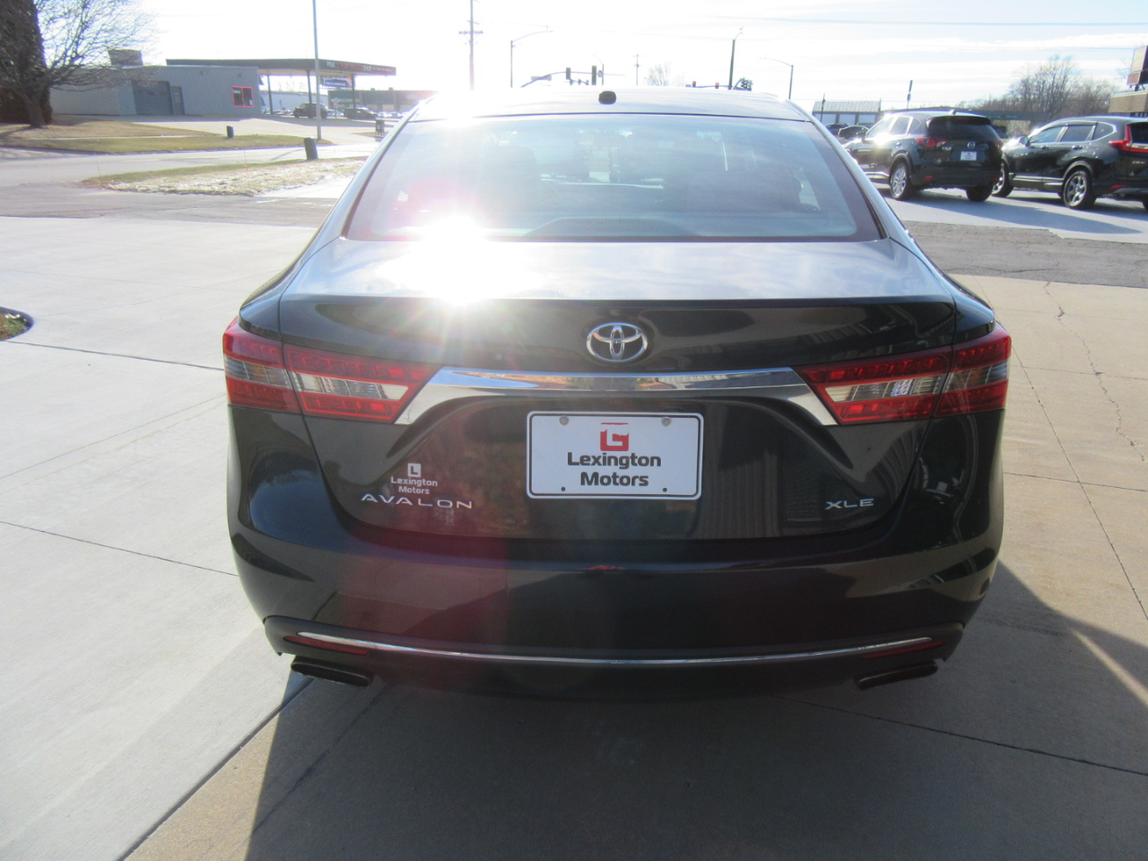 Toyota Avalon XLE 2016