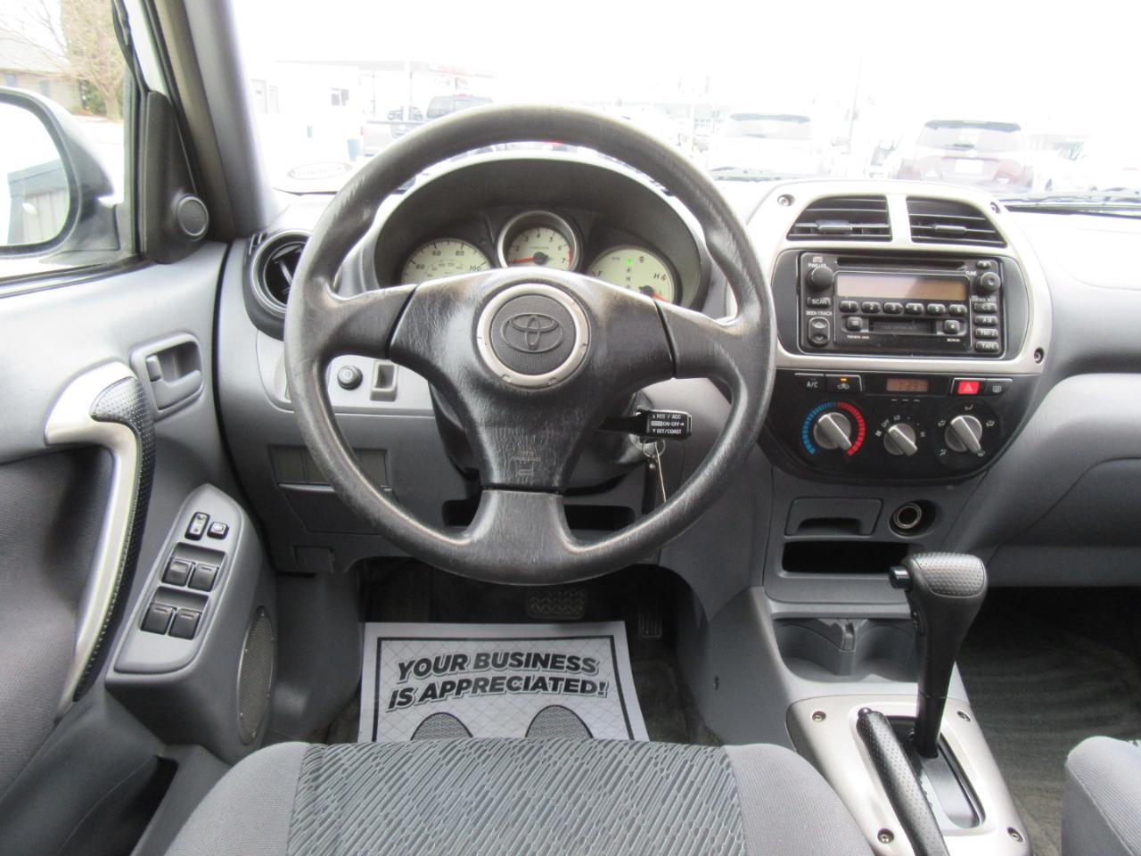 Toyota RAV4 2WD 2002