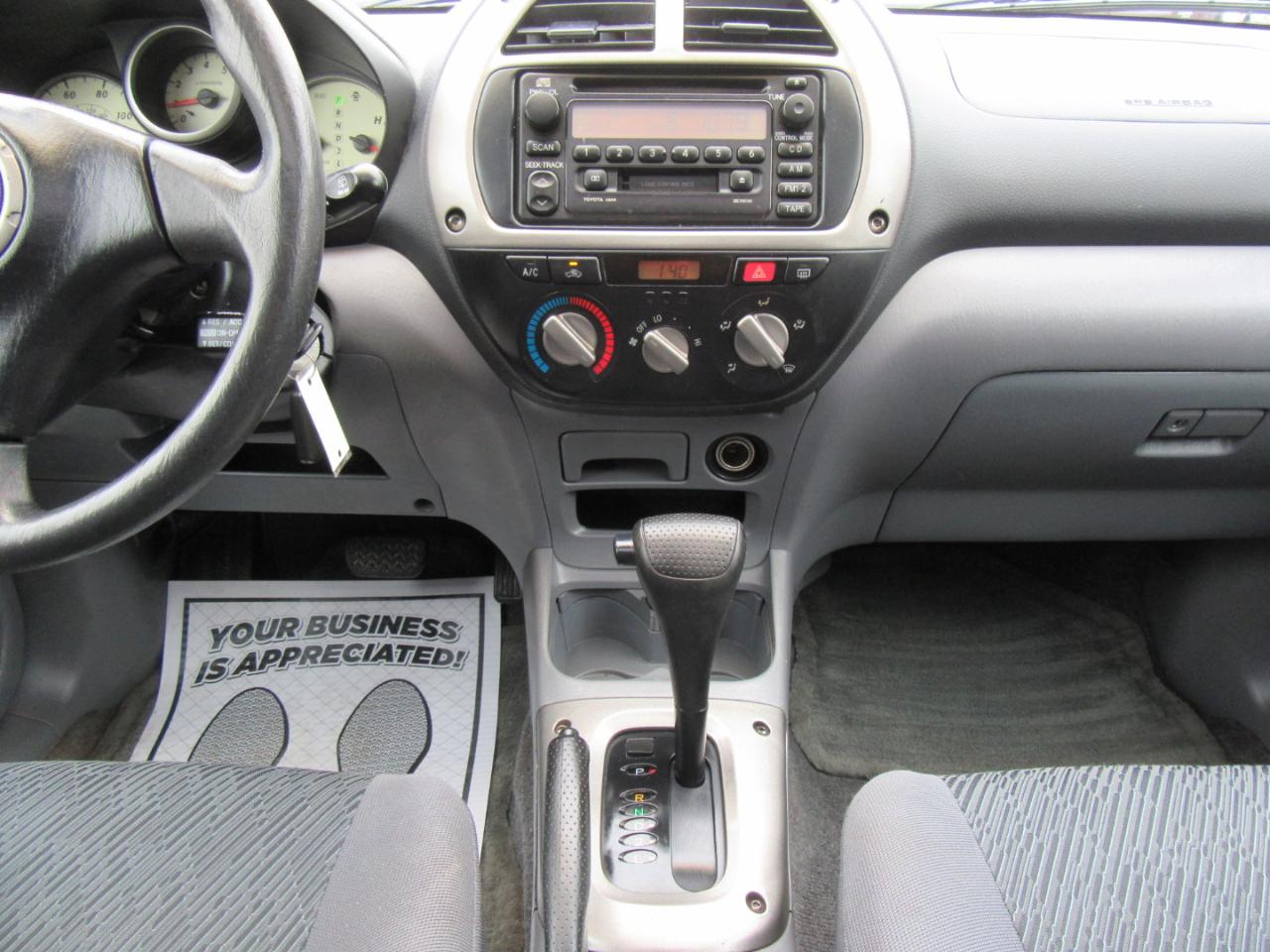 Toyota RAV4 2WD 2002