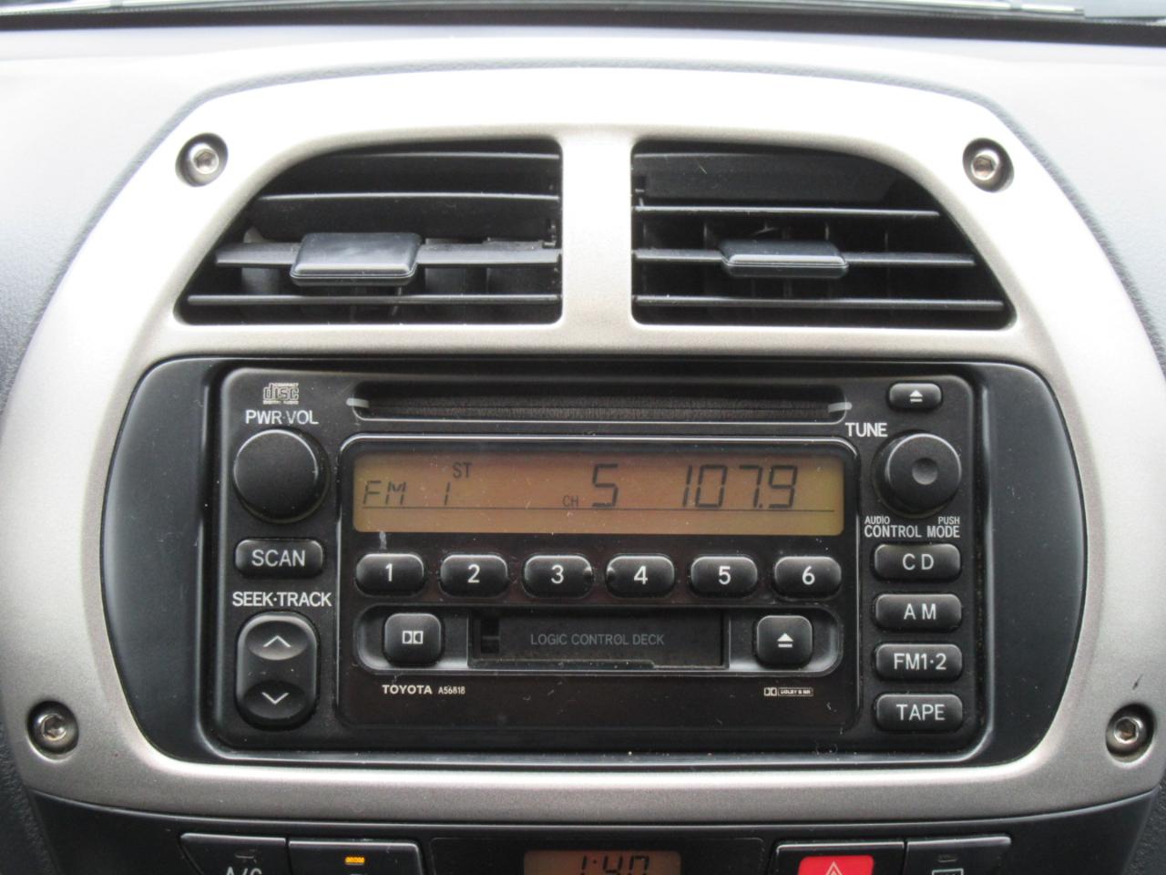 Toyota RAV4 2WD 2002