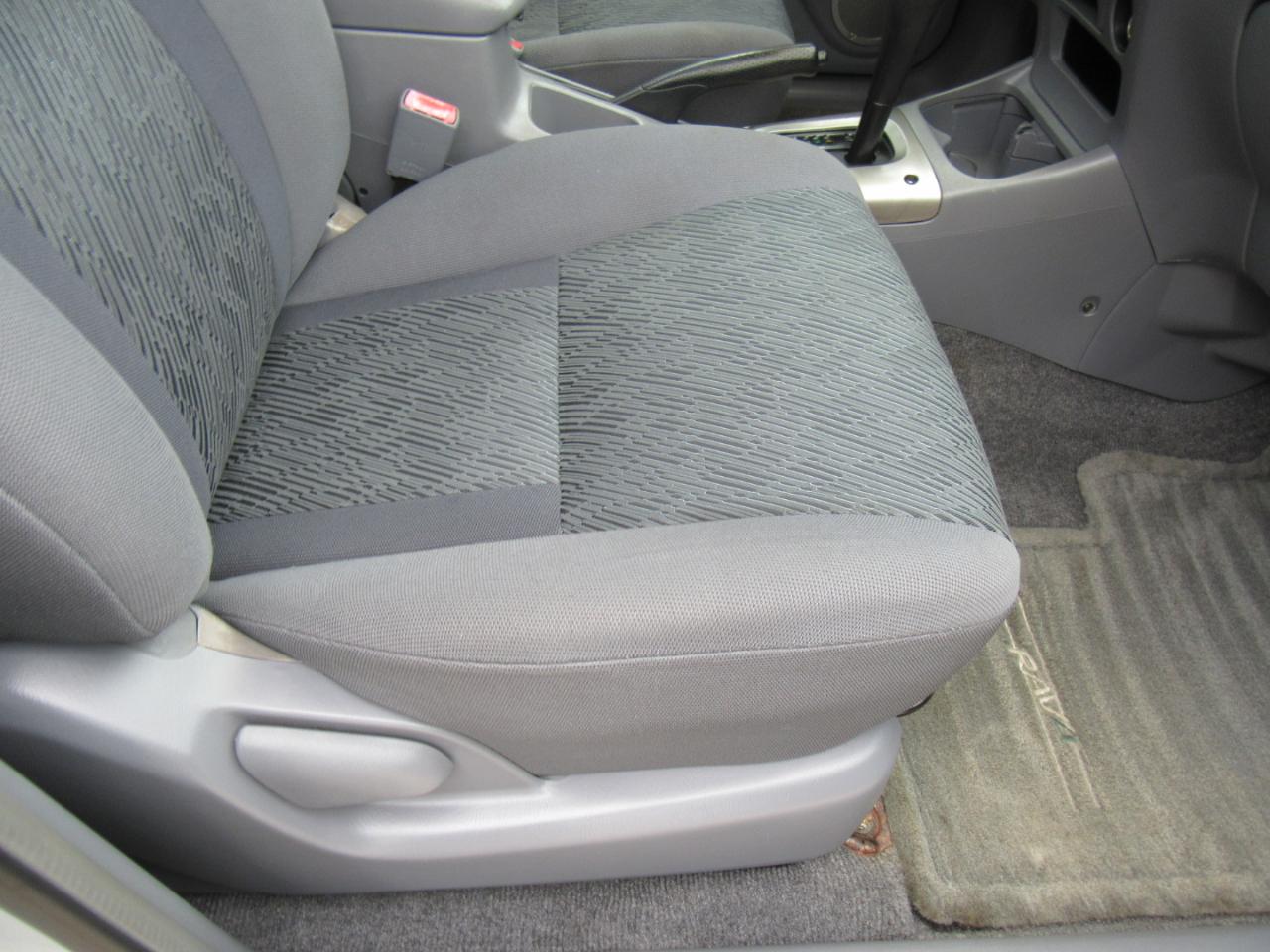 Toyota RAV4 2WD 2002