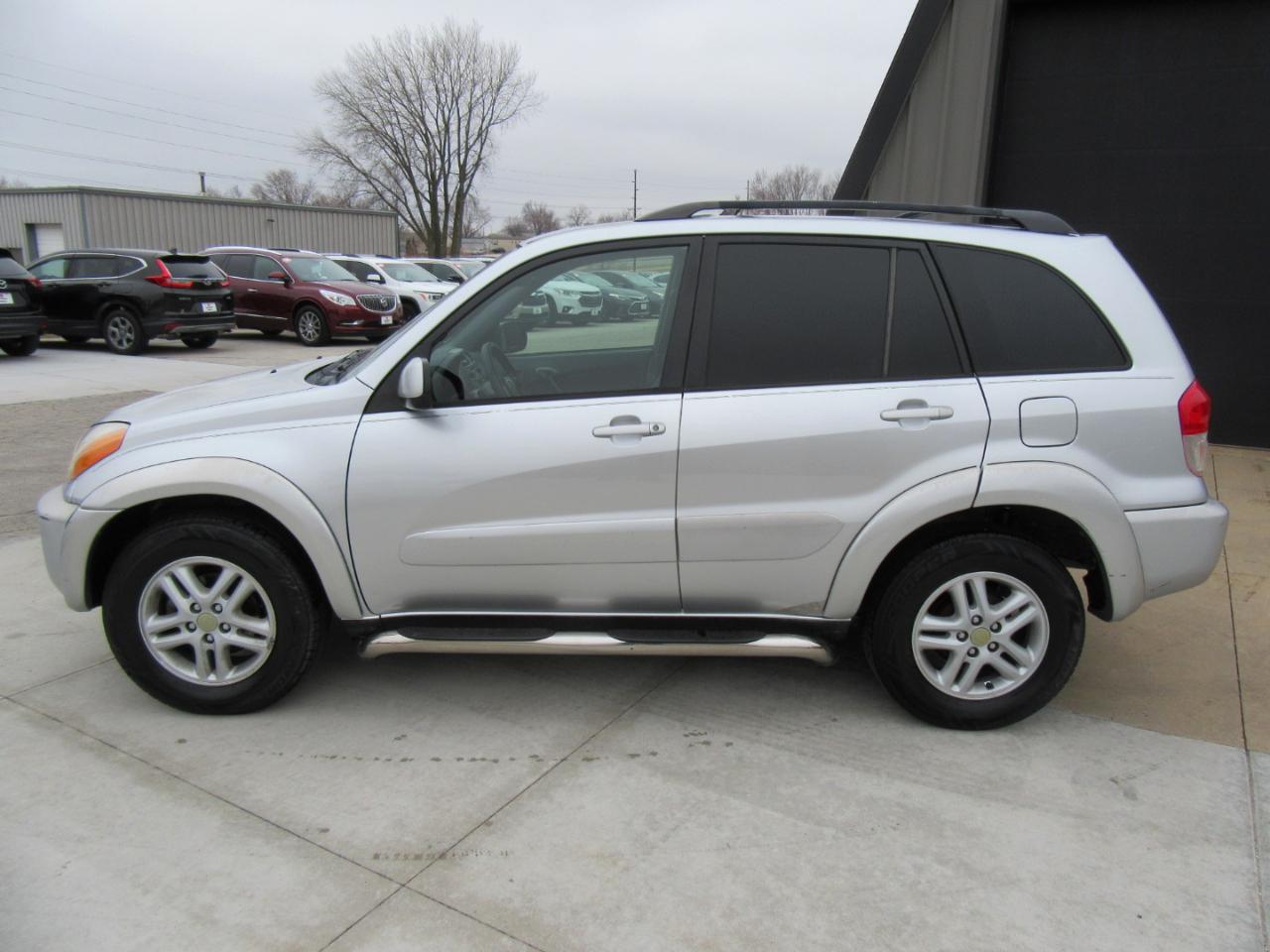 Toyota RAV4 2WD 2002