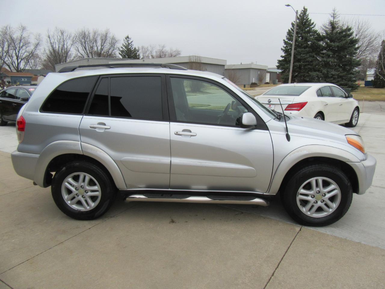 Toyota RAV4 2WD 2002