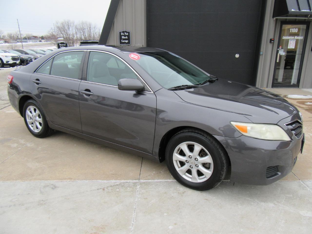 Toyota Camry LE 2011