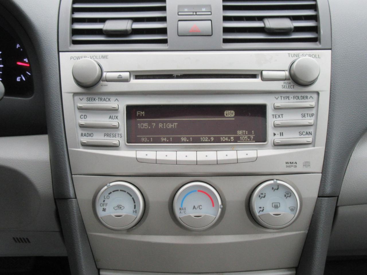 Toyota Camry LE 2011