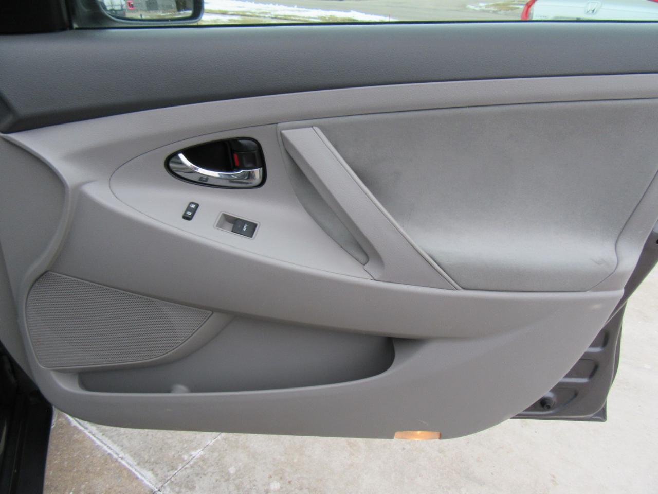 Toyota Camry LE 2011