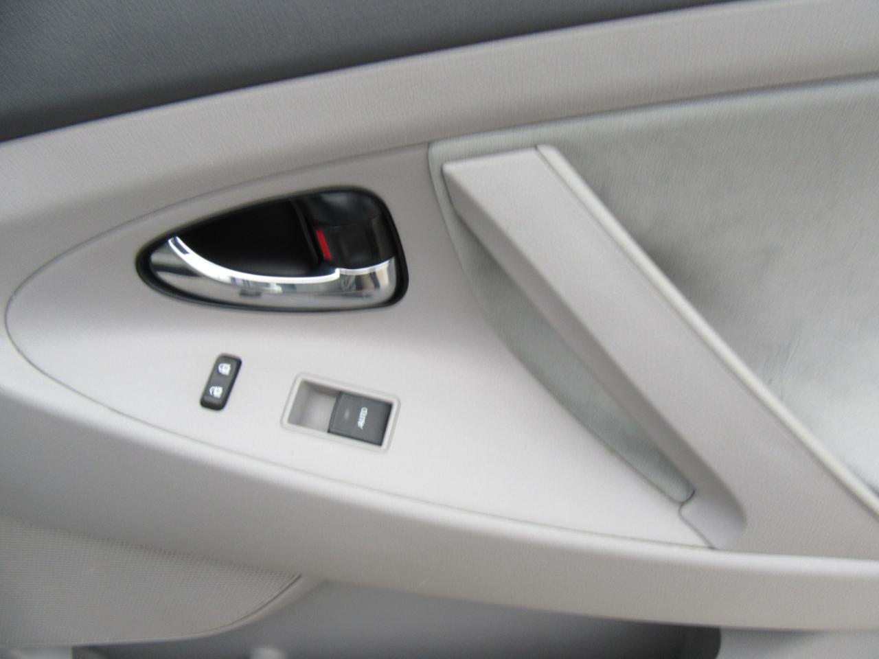 Toyota Camry LE 2011