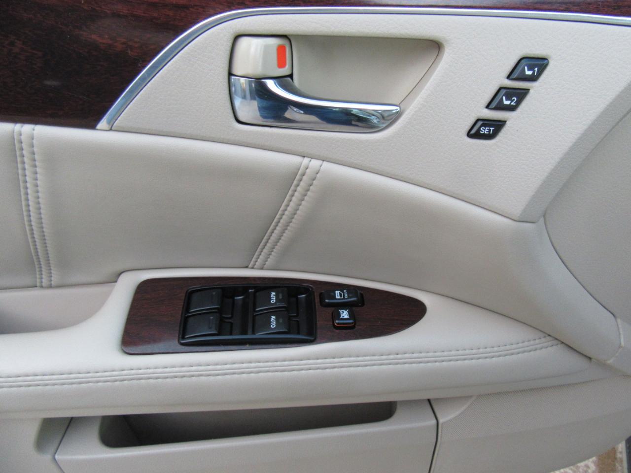 Toyota Avalon Limited 2008