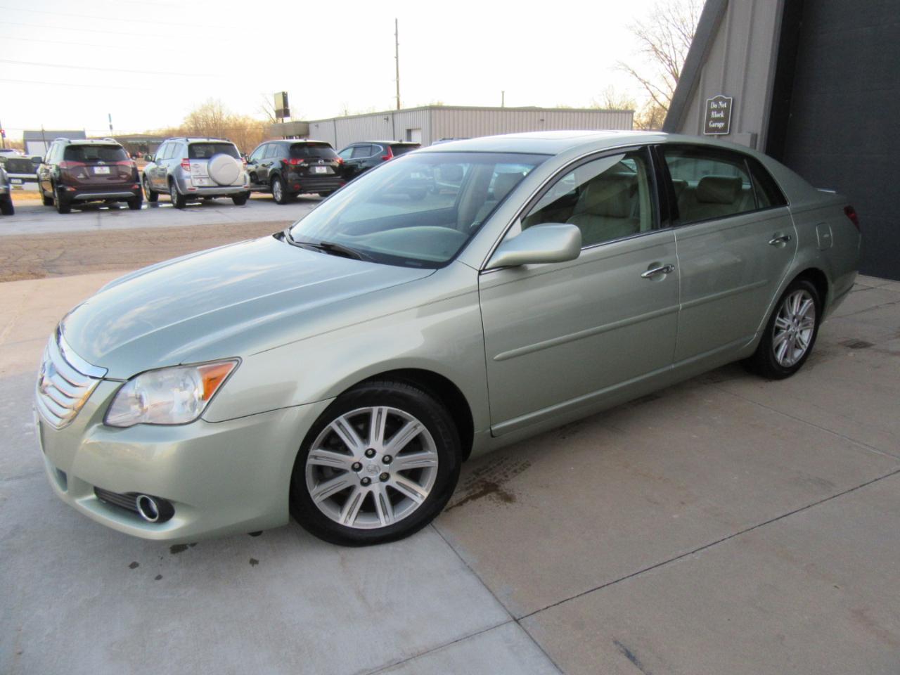 Toyota Avalon Limited 2008