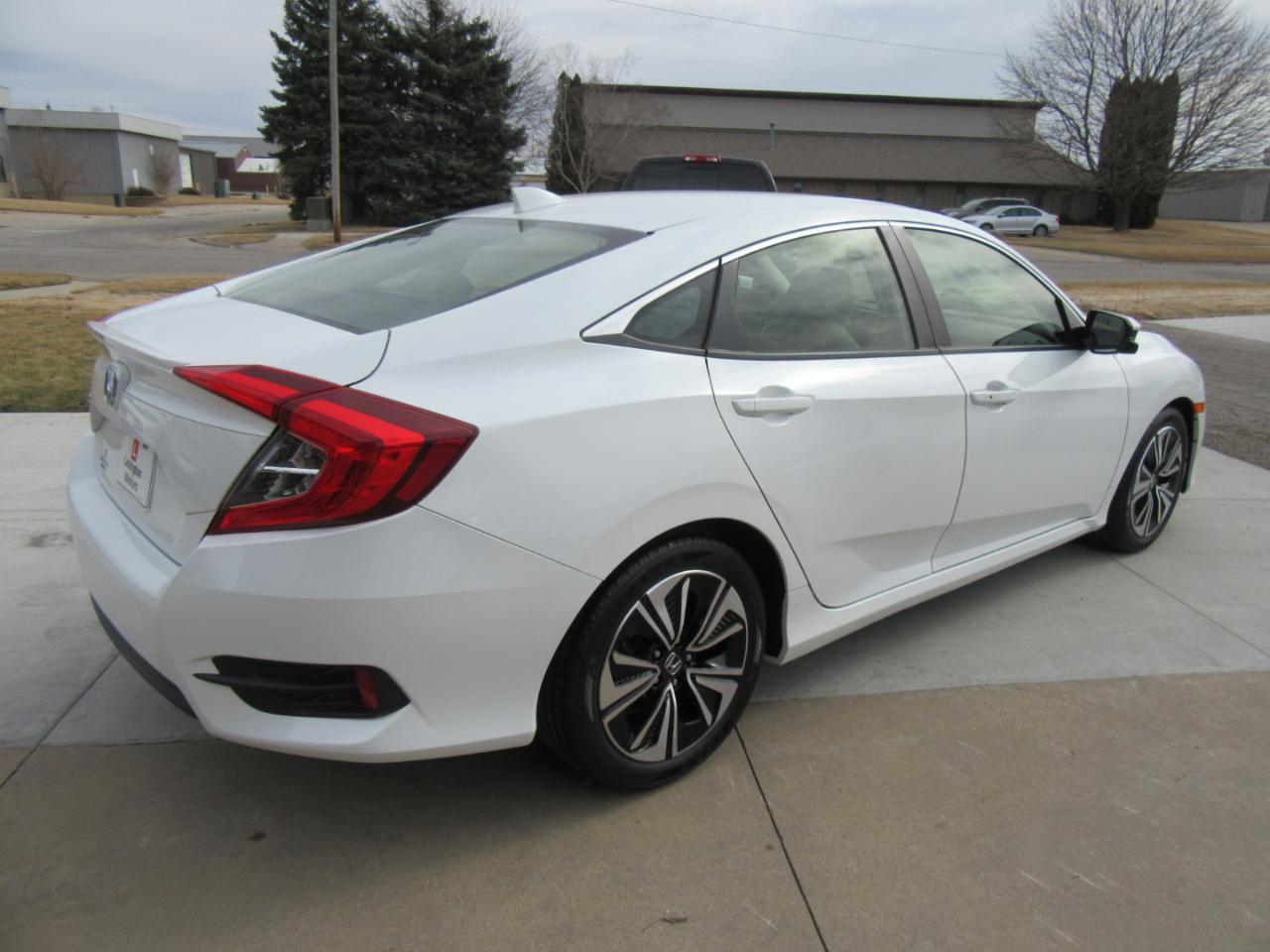 Honda Civic EX-L 2018