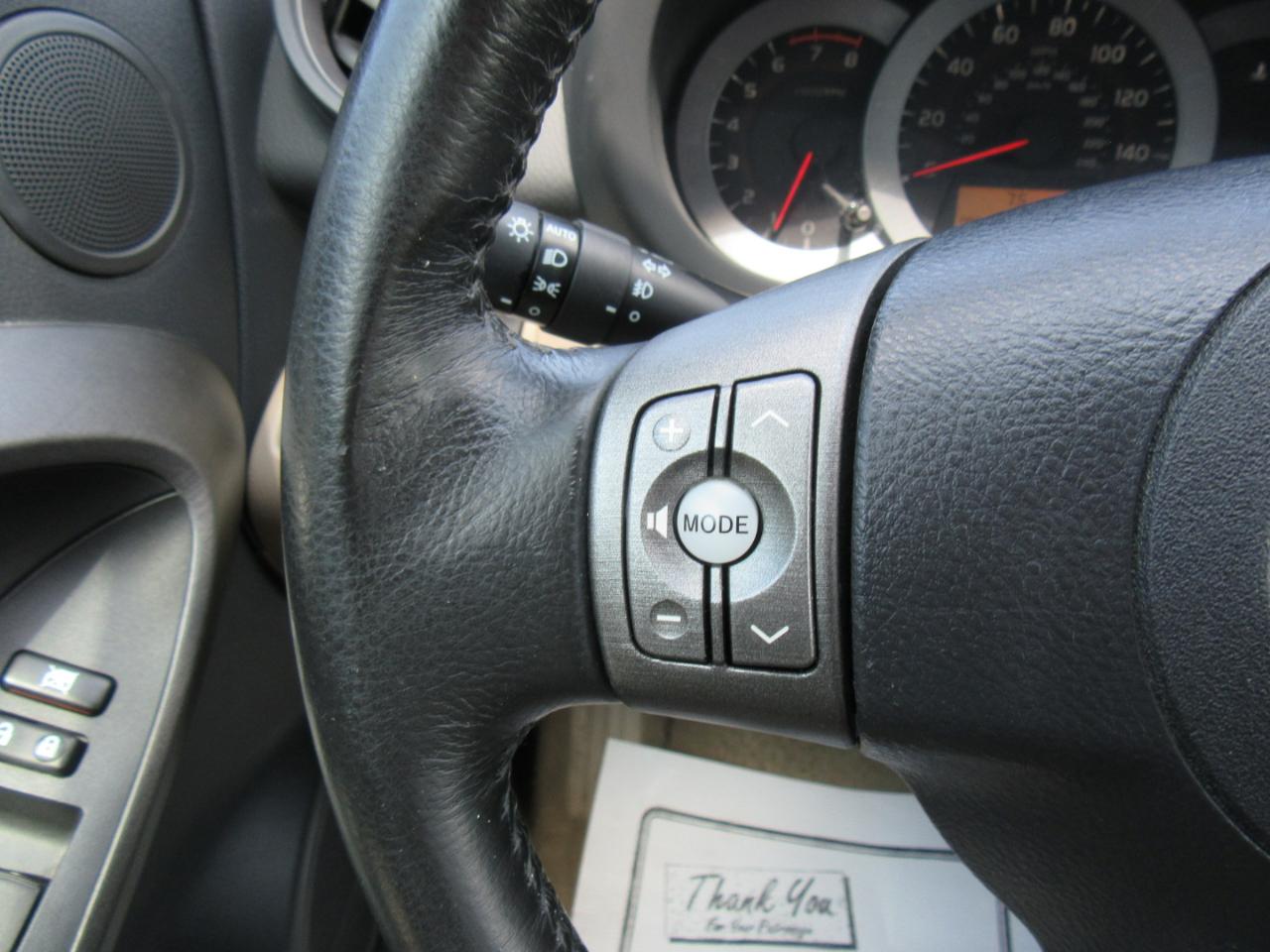 Toyota RAV4  2011