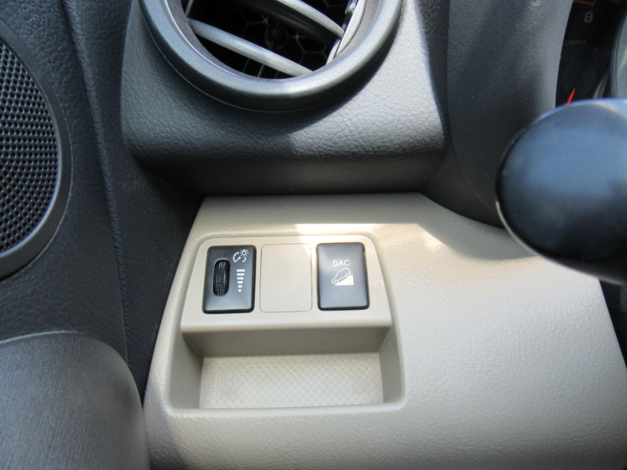 Toyota RAV4  2011