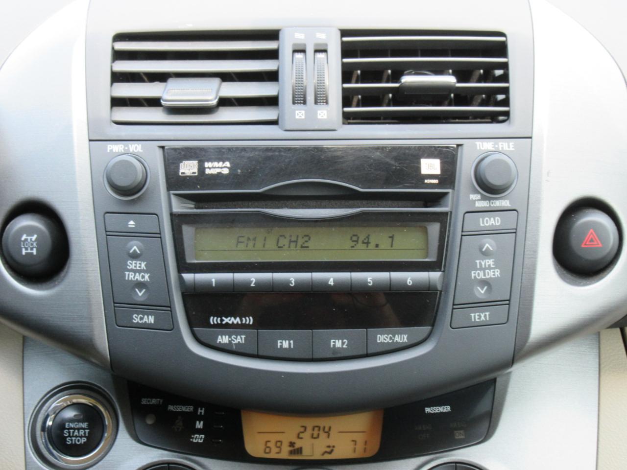Toyota RAV4  2011