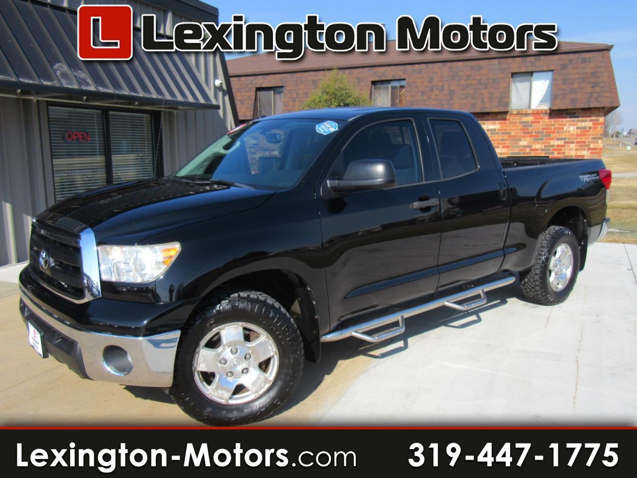 Toyota Tundra Tundra-Grade 5.7L Double Cab 4WD 2012
