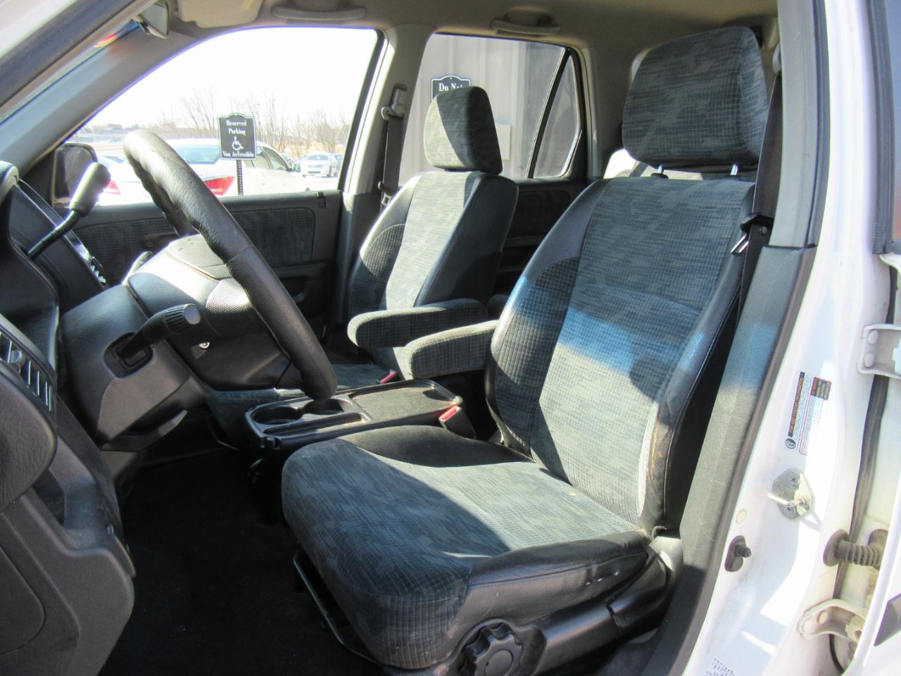 Honda CR-V LX 4WD 2004