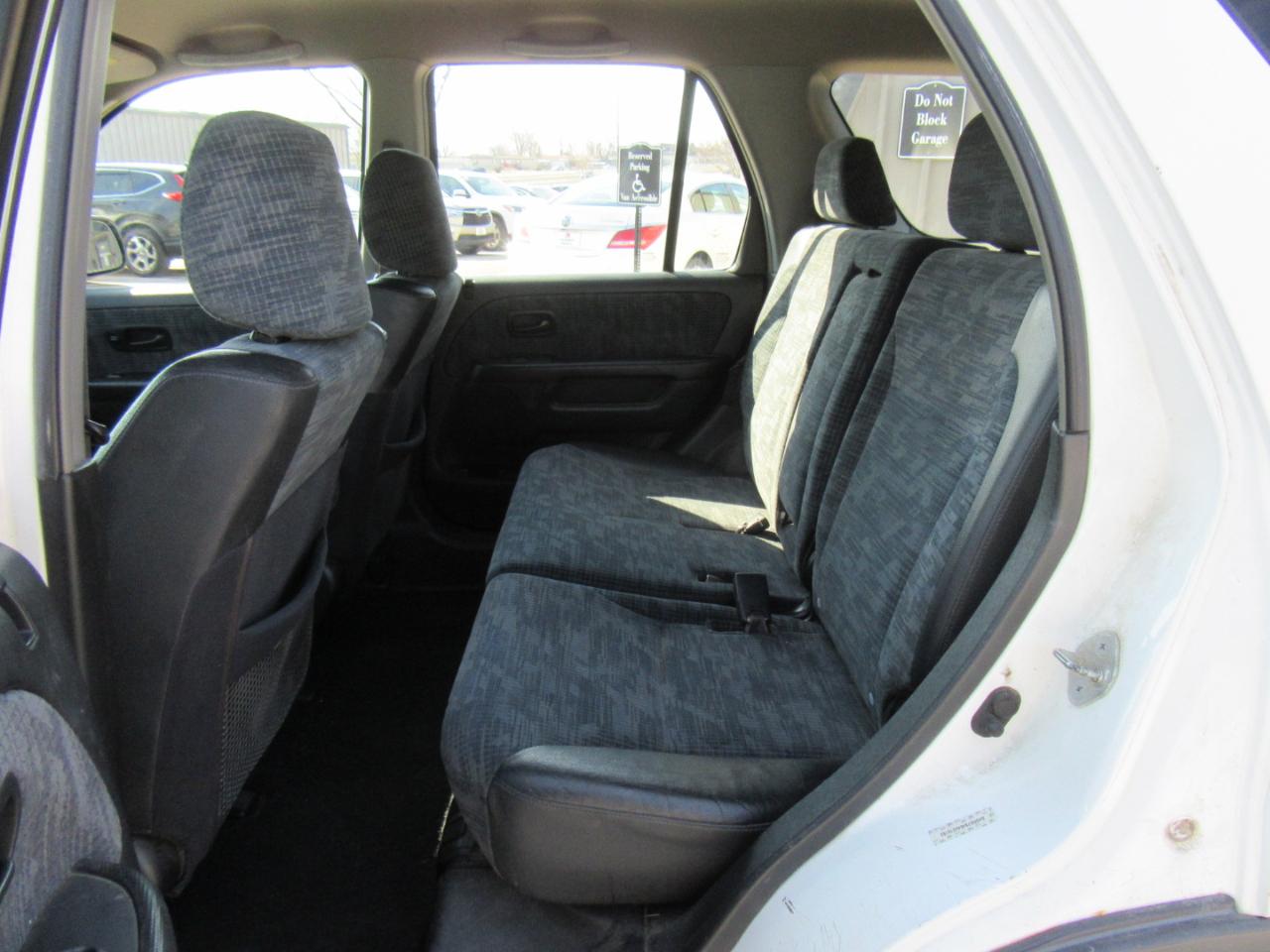 Honda CR-V LX 4WD 2004