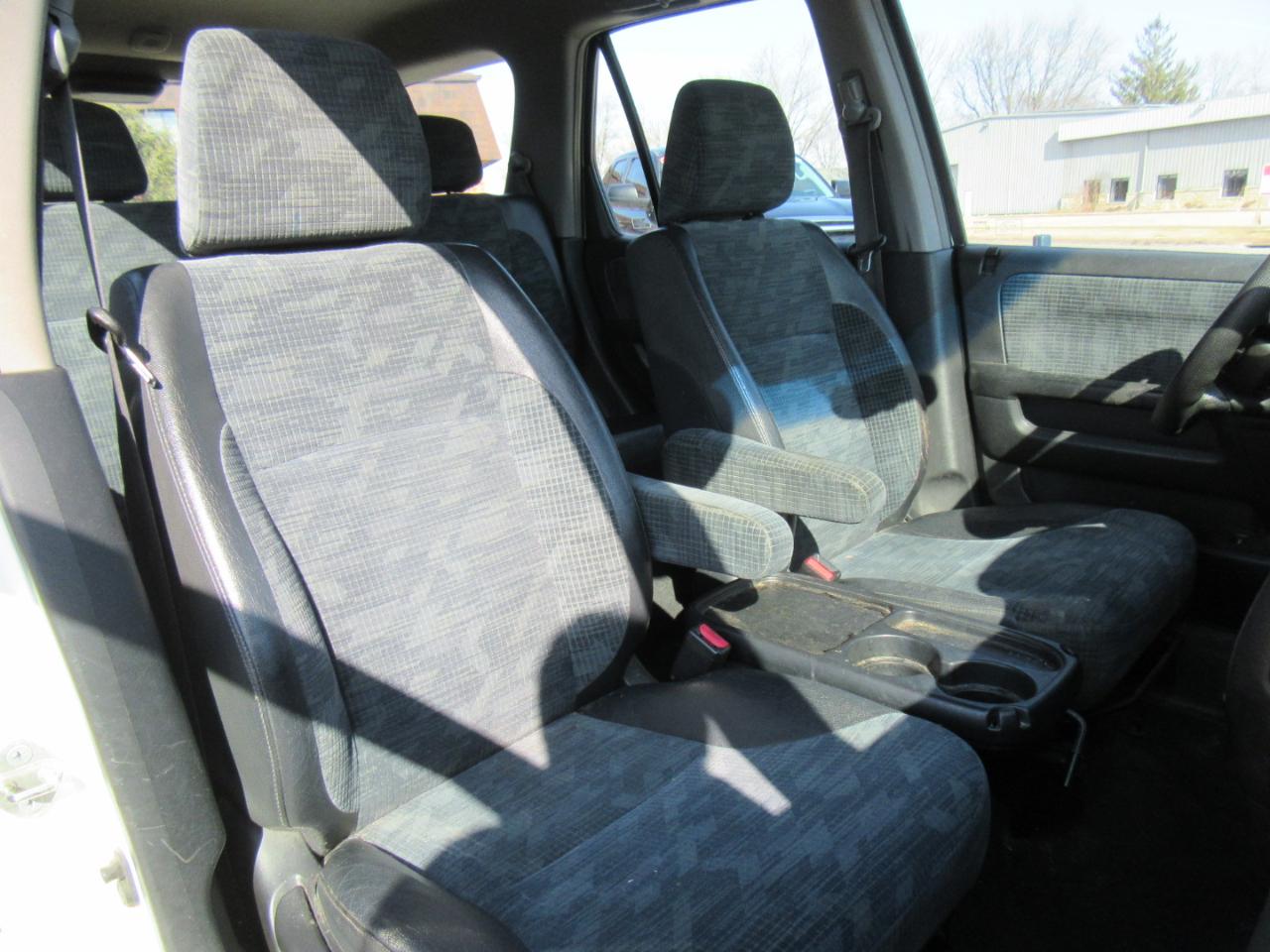 Honda CR-V LX 4WD 2004