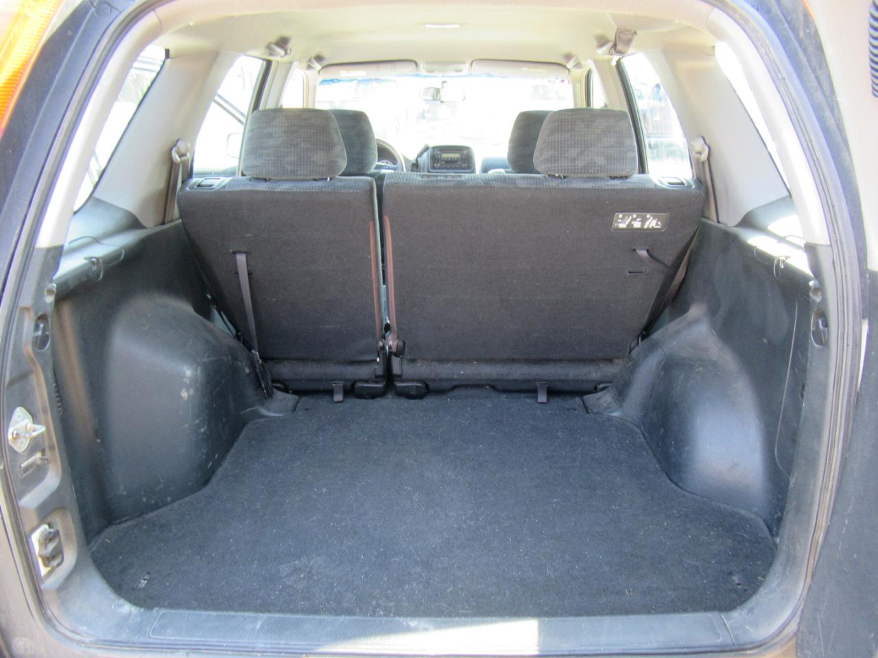 Honda CR-V LX 4WD 2004
