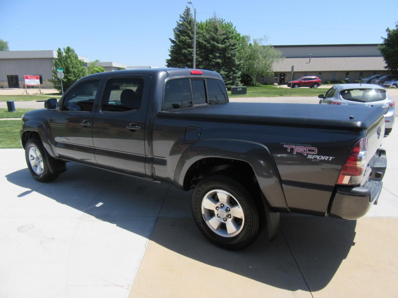 Toyota Tacoma Double Cab Long Bed V6 Auto 4WD 2011