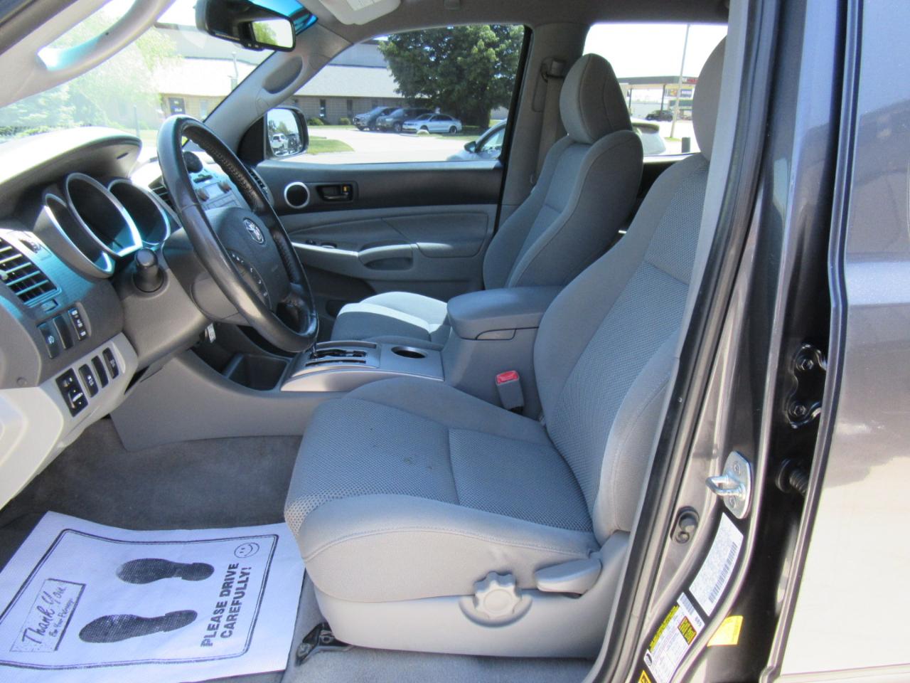 Toyota Tacoma Double Cab Long Bed V6 Auto 4WD 2011