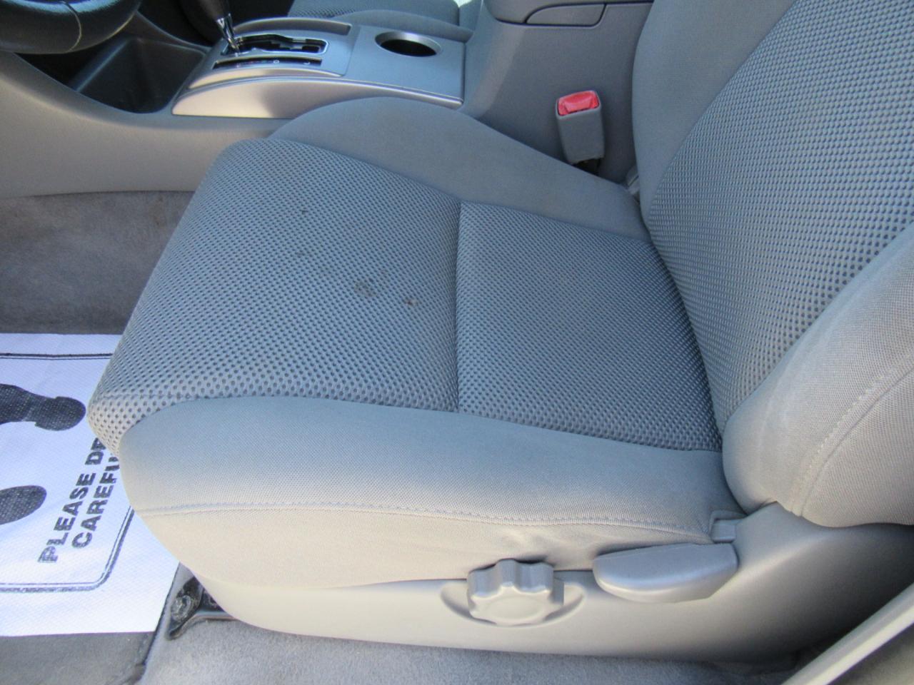 Toyota Tacoma Double Cab Long Bed V6 Auto 4WD 2011