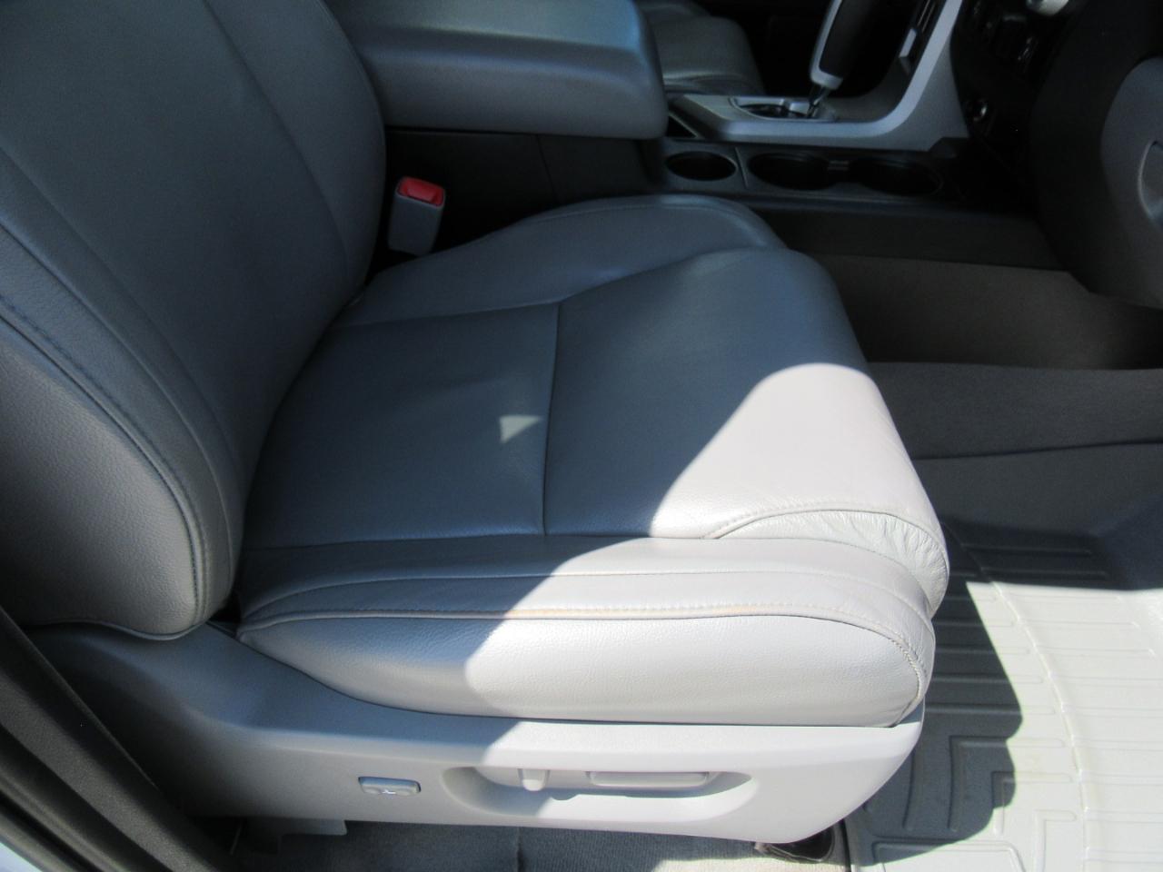 Toyota Tundra Limited Double Cab 4WD 2007