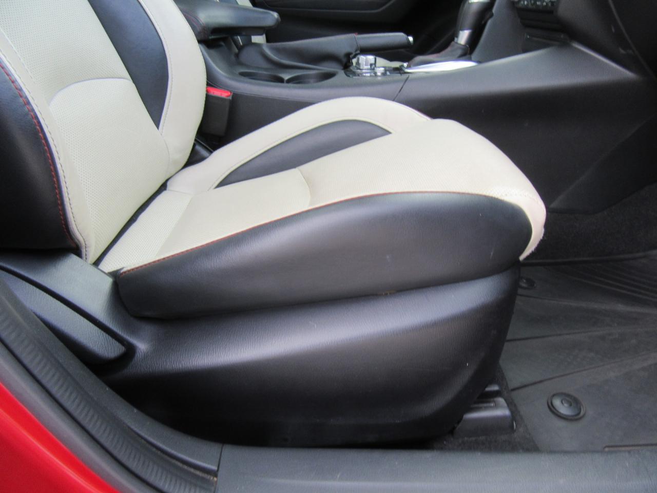 Mazda MAZDA3 s Grand Touring AT 4-Door 2015