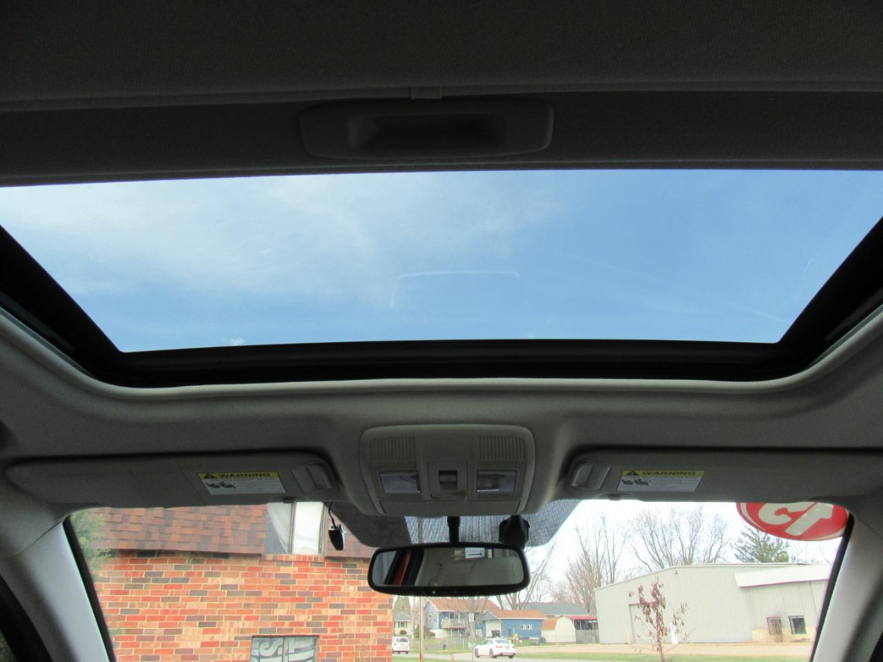 Mazda MAZDA3 s Grand Touring AT 4-Door 2015