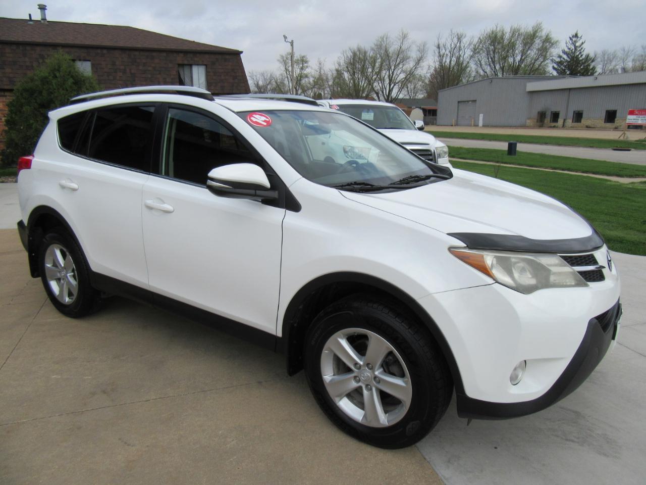 Toyota RAV4 XLE AWD 2014