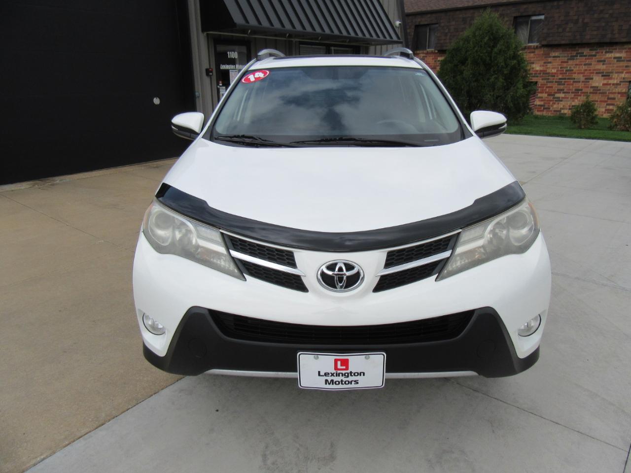 Toyota RAV4 XLE AWD 2014