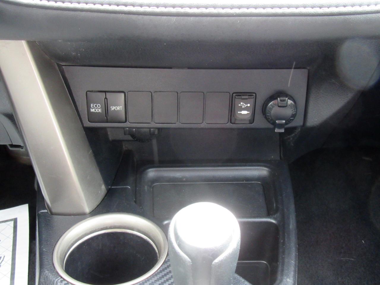 Toyota RAV4 XLE AWD 2014