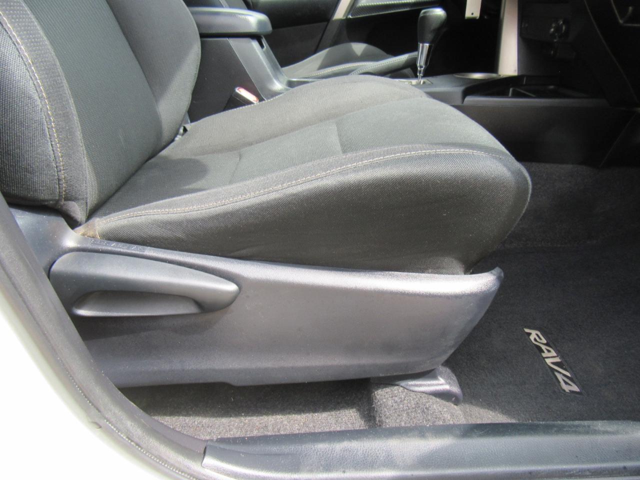 Toyota RAV4 XLE AWD 2014